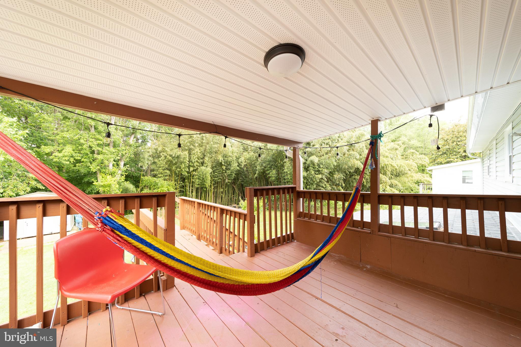 13807 Gilbert Road Woodbridge, VA 22193 - Photo 34 of 44 Deck