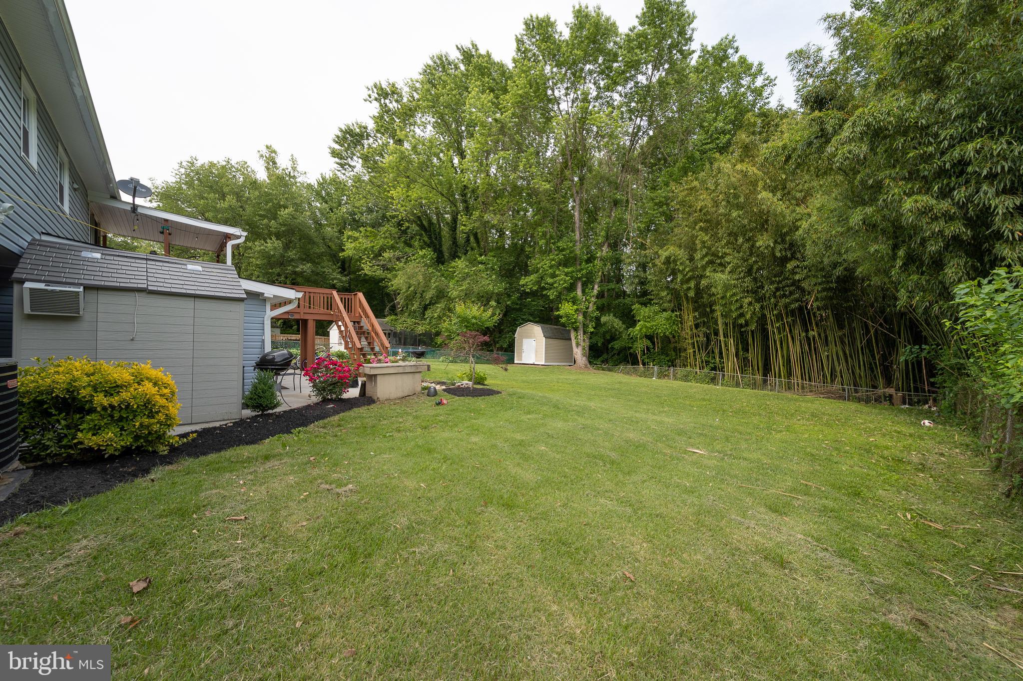 13807 Gilbert Road Woodbridge, VA 22193 - Photo 41 of 44 Backyard