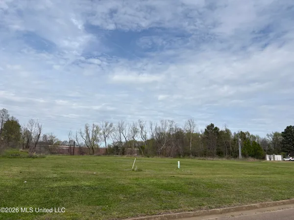 $570,000 | 0 Monteith Avenue, Hernando, MS 38632