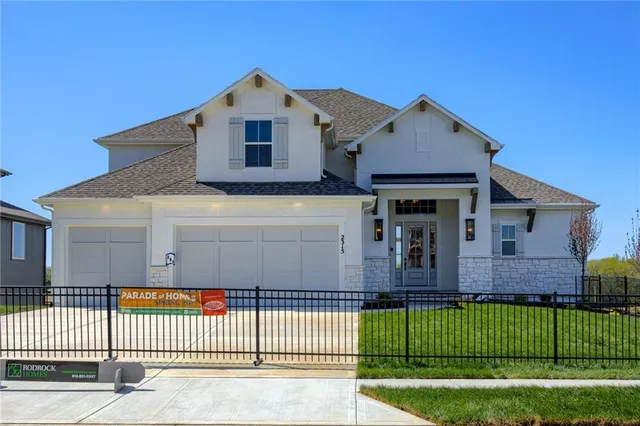 $900,525 | 2432 West 177th Street, Overland Park, KS 66085