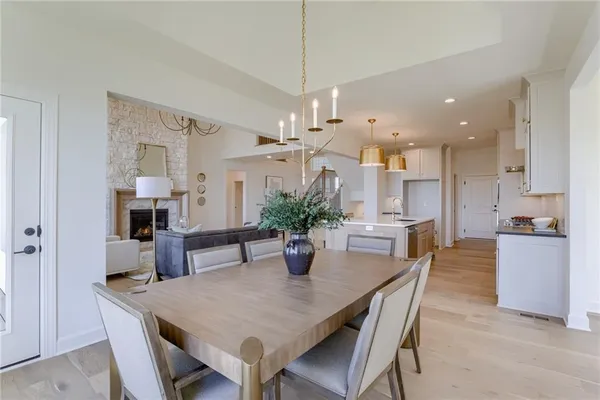 $910,174 | 2432 West 177th Street, Overland Park, KS 66085