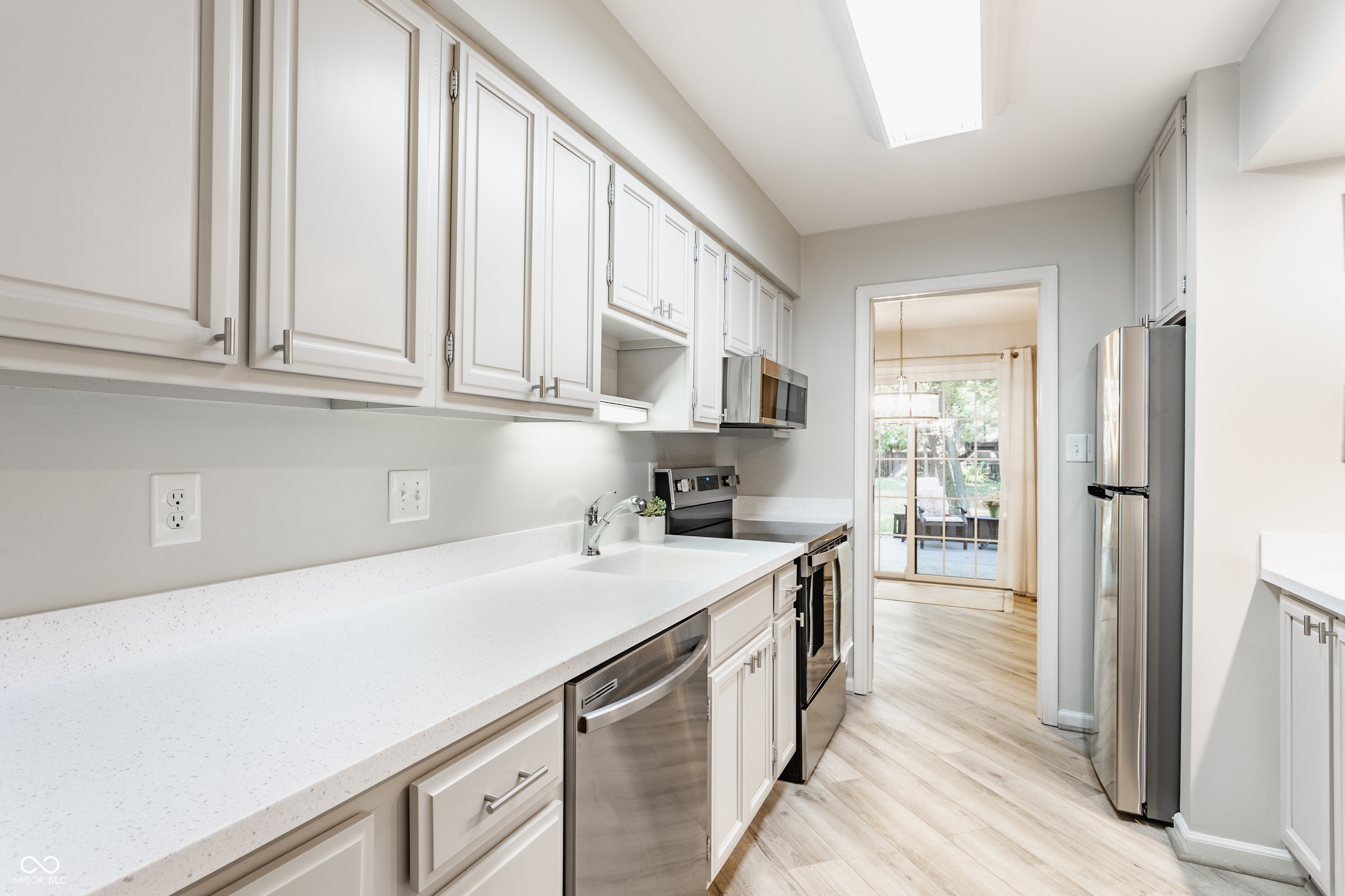 2128 Boston Court, Unit A Indianapolis, IN 46228 - Photo 14 of 33