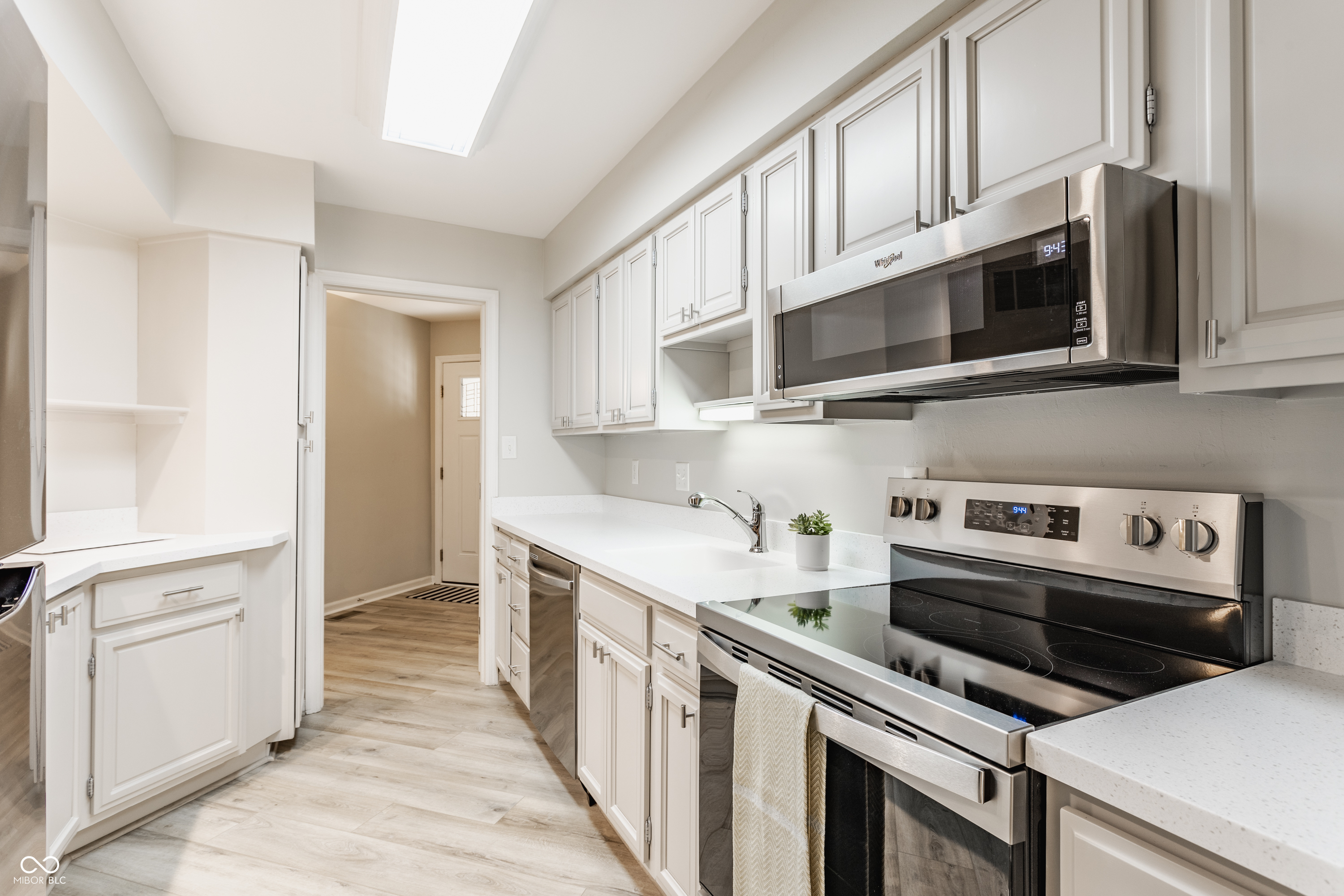 2128 Boston Court, Unit A Indianapolis, IN 46228 - Photo 15 of 33