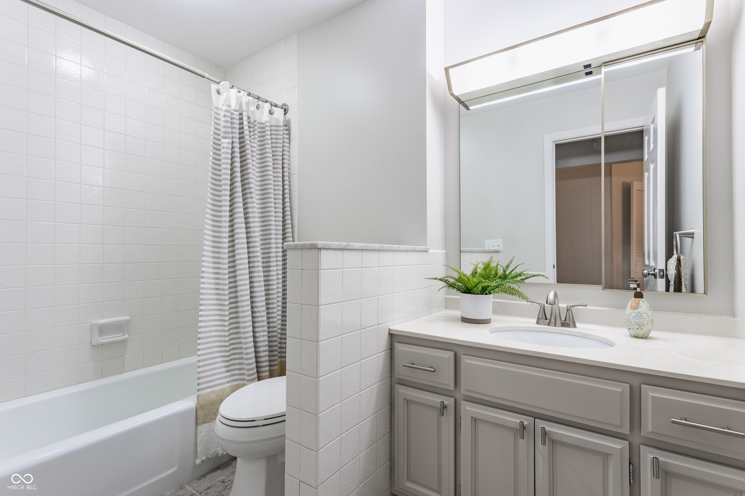 2128 Boston Court, Unit A Indianapolis, IN 46228 - Photo 23 of 33