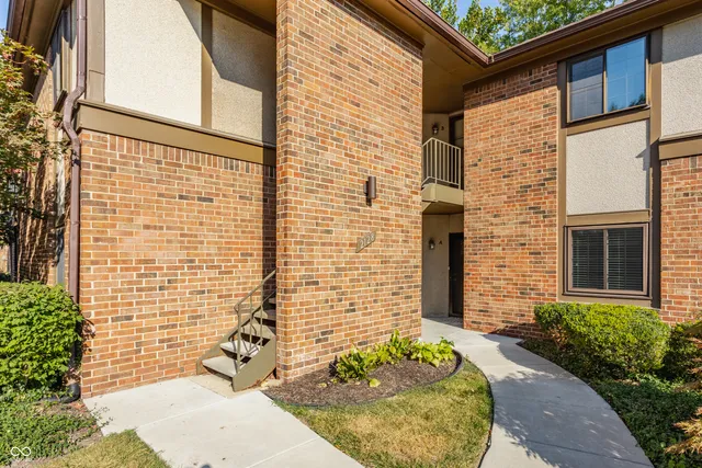 $195,000 | 2128 Boston Court, Unit A, Indianapolis, IN 46228