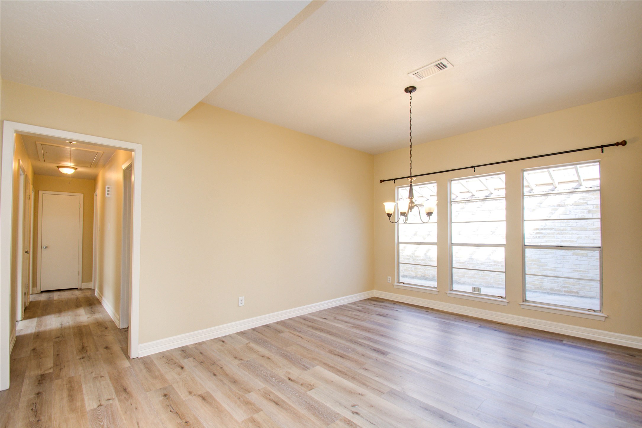 7222 Winkleman Road Houston, TX 77083 - Photo 9 of 34 Gallery Image 9