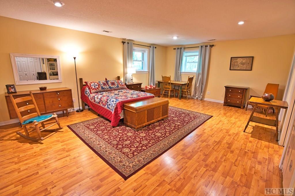 102 Quail Ridge Drive Franklin, NC 28734 - Photo 27 of 40 Gallery Image 27