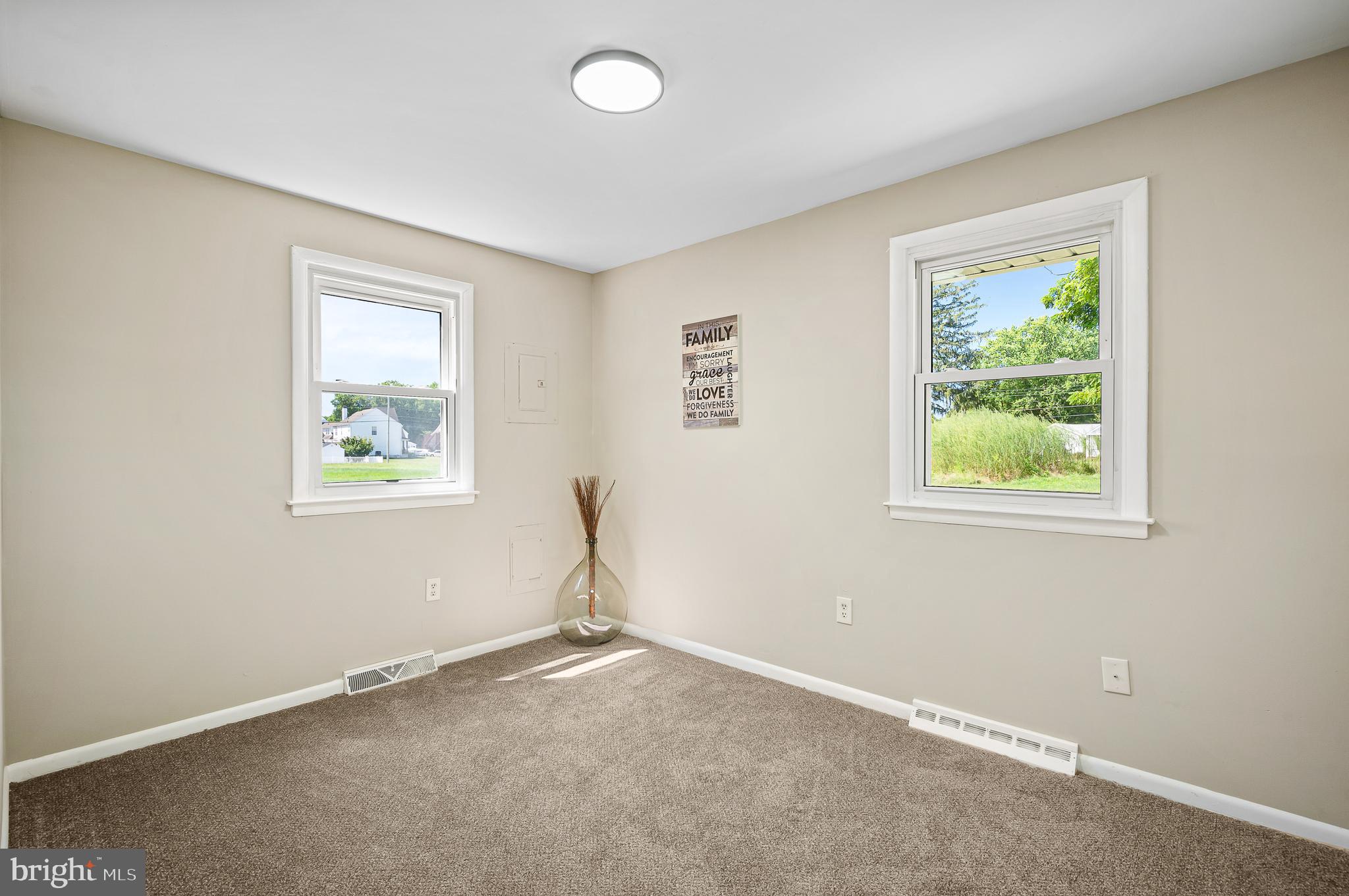 62 Fort Mott Road Pennsville, NJ 08070 - Photo 18 of 31