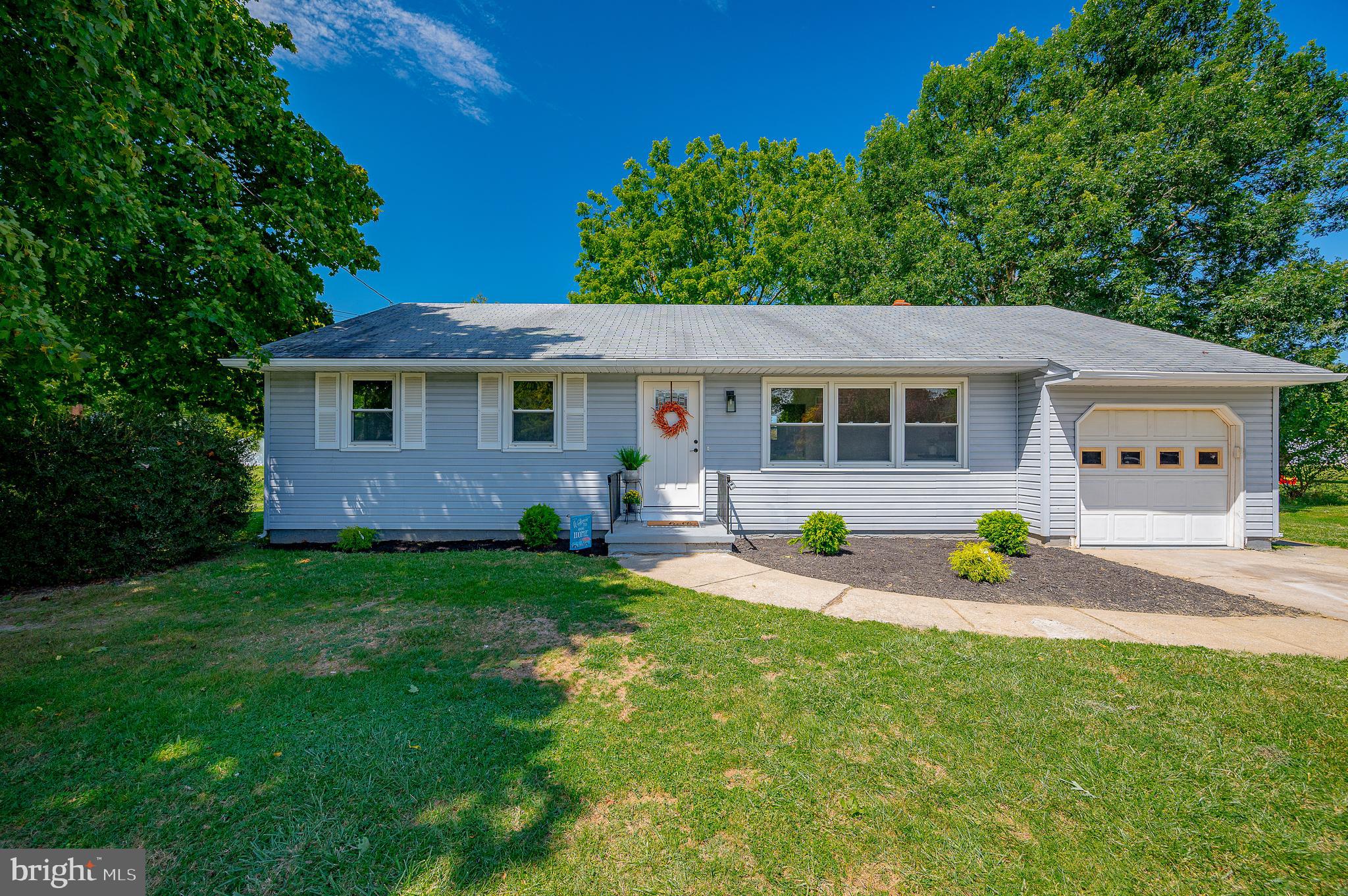 62 Fort Mott Road Pennsville, NJ 08070 - Photo 2 of 31