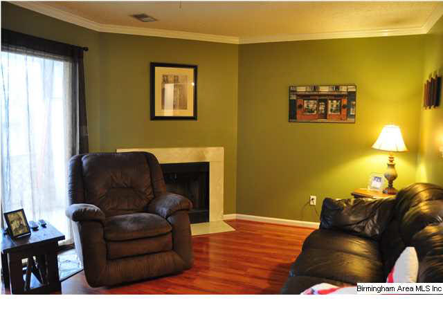 1420 Applegate Drive Alabaster, AL 35007 - Photo 2 of 19