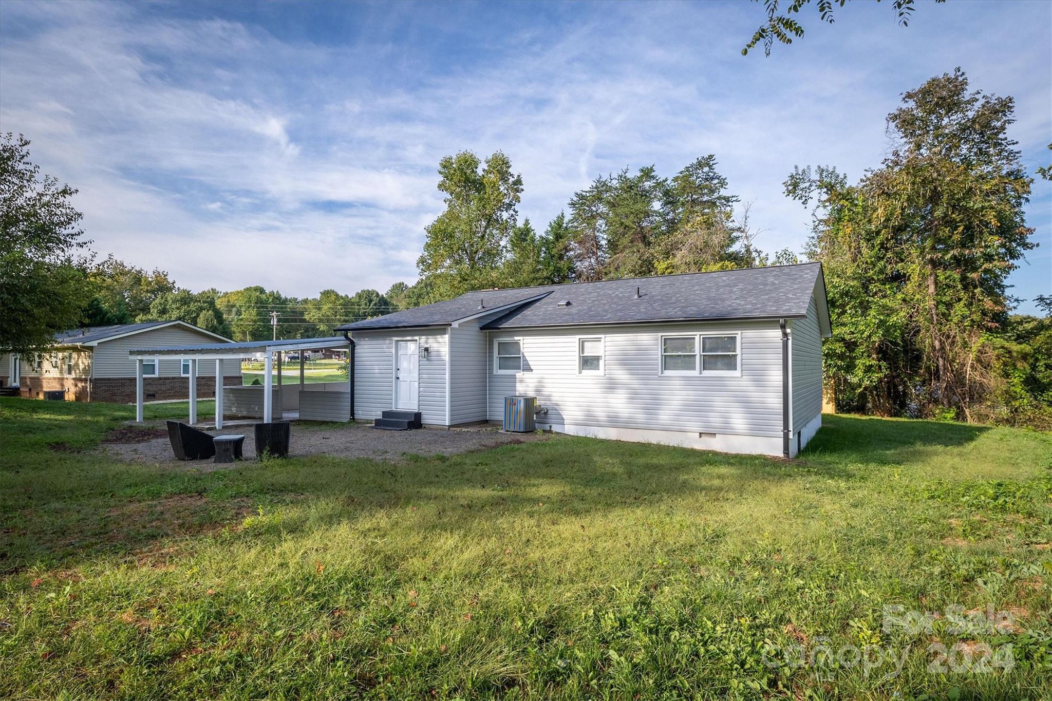1521 Conley Road Morganton, NC 28655 - Photo 4 of 20 Gallery Image 4