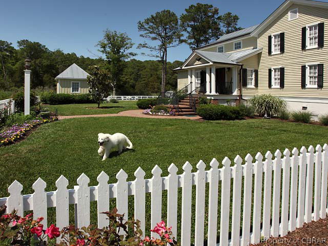 197 Capt Genes Road Port Haywood, VA 23138 - Photo 23 of 29
