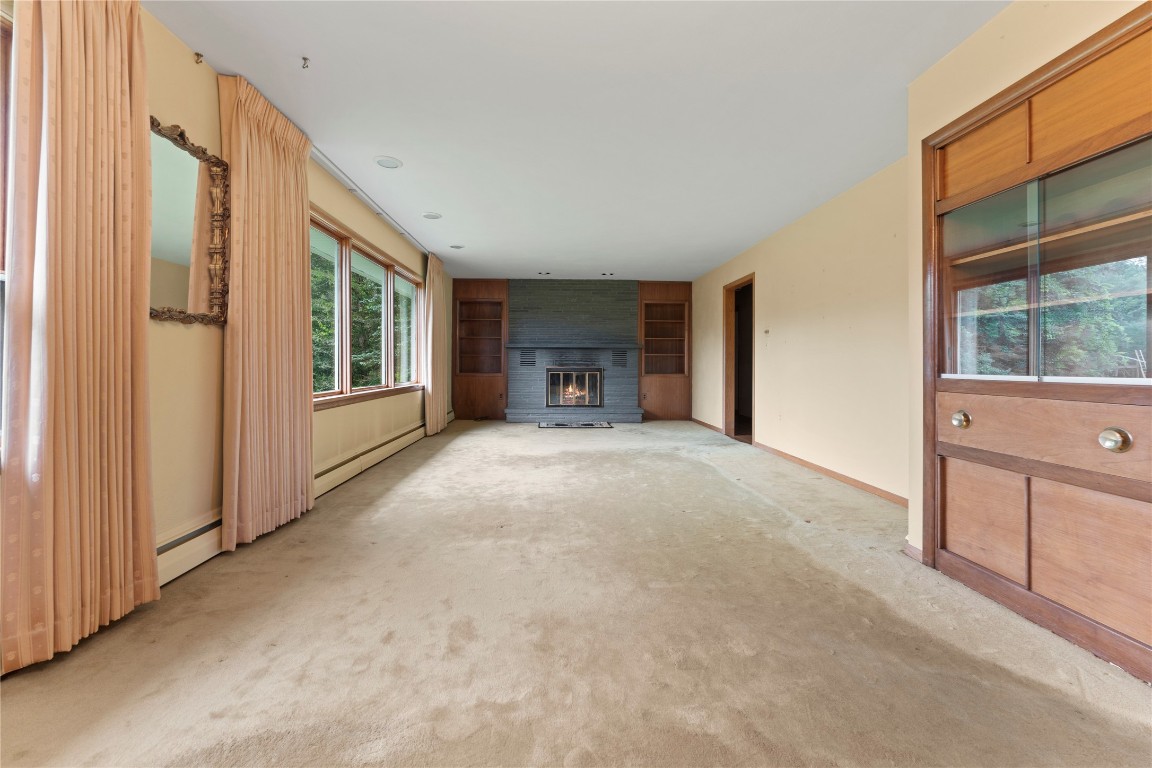 1308 Echo Road Vestal, NY 13850 - Photo 3 of 34 Gallery Image 3