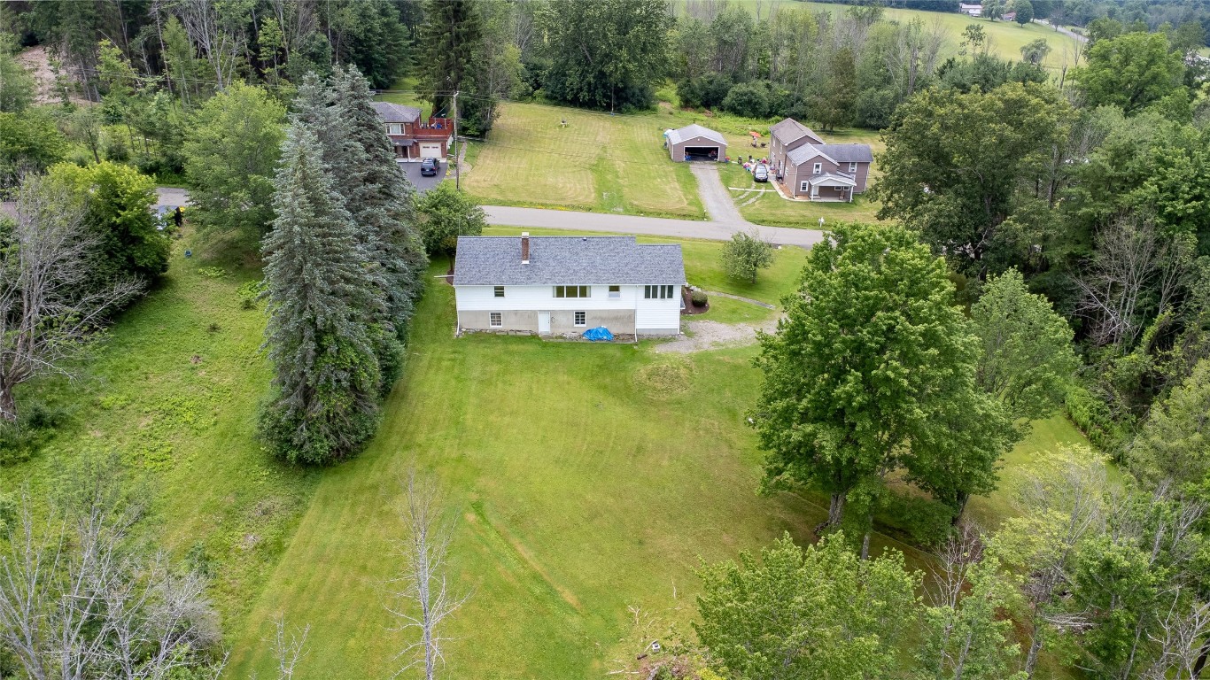 1308 Echo Road Vestal, NY 13850 - Photo 32 of 34 Gallery Image 32