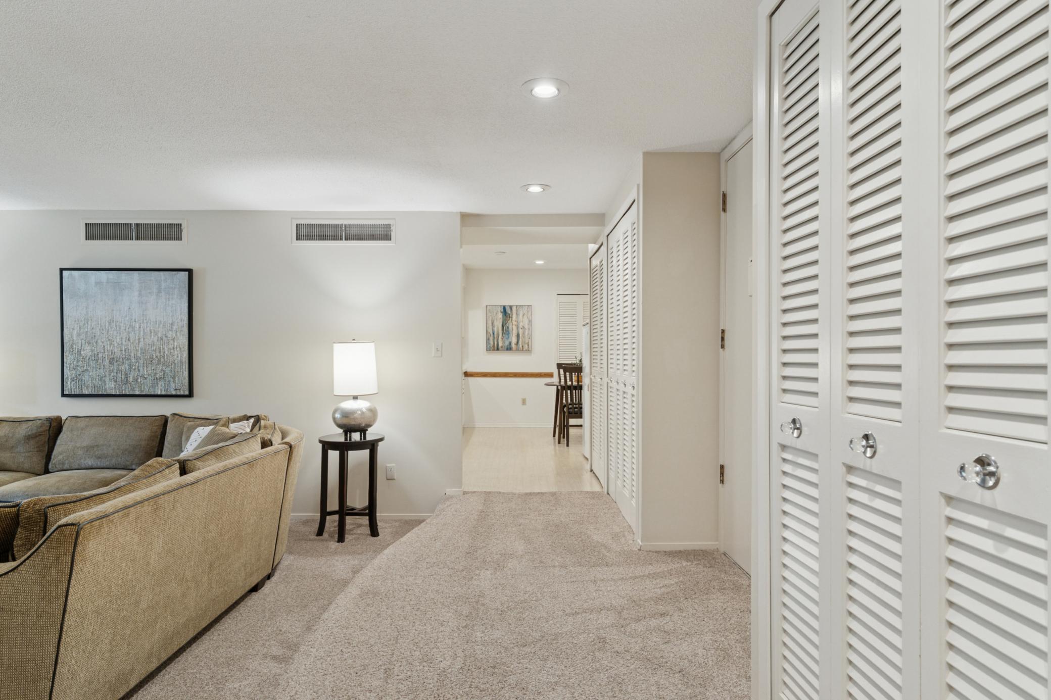 3412 Oak Ridge Road, Unit 211 Hopkins, MN 55305 - Photo 22 of 41