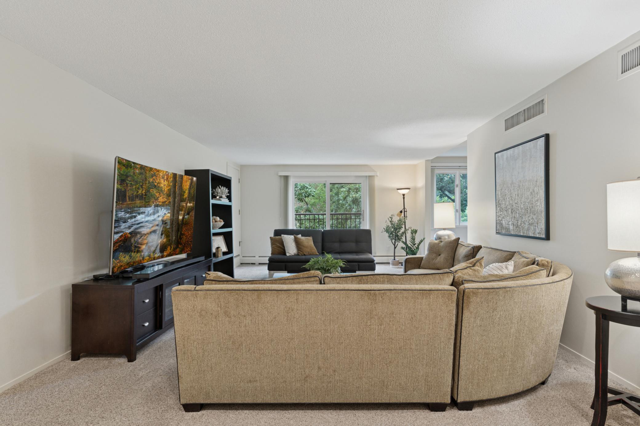 3412 Oak Ridge Road, Unit 211 Hopkins, MN 55305 - Photo 6 of 41