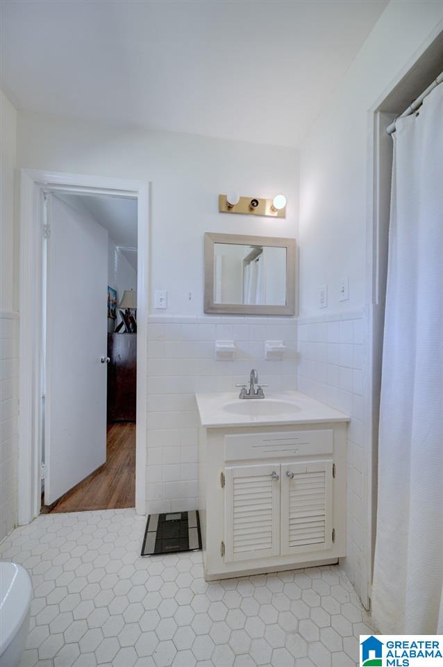 3656 Crestside Road Mountain Brook, AL 35223 - Photo 17 of 27