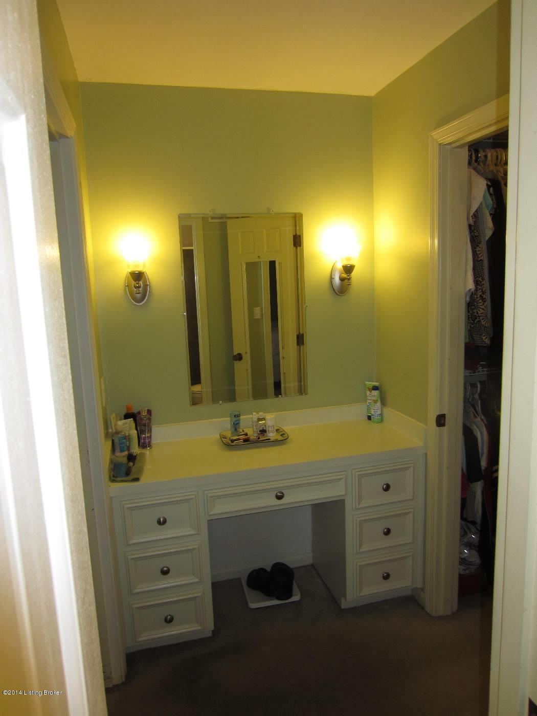 511 Moser Road Louisville, KY 40243 - Photo 16 of 23 Img_1092