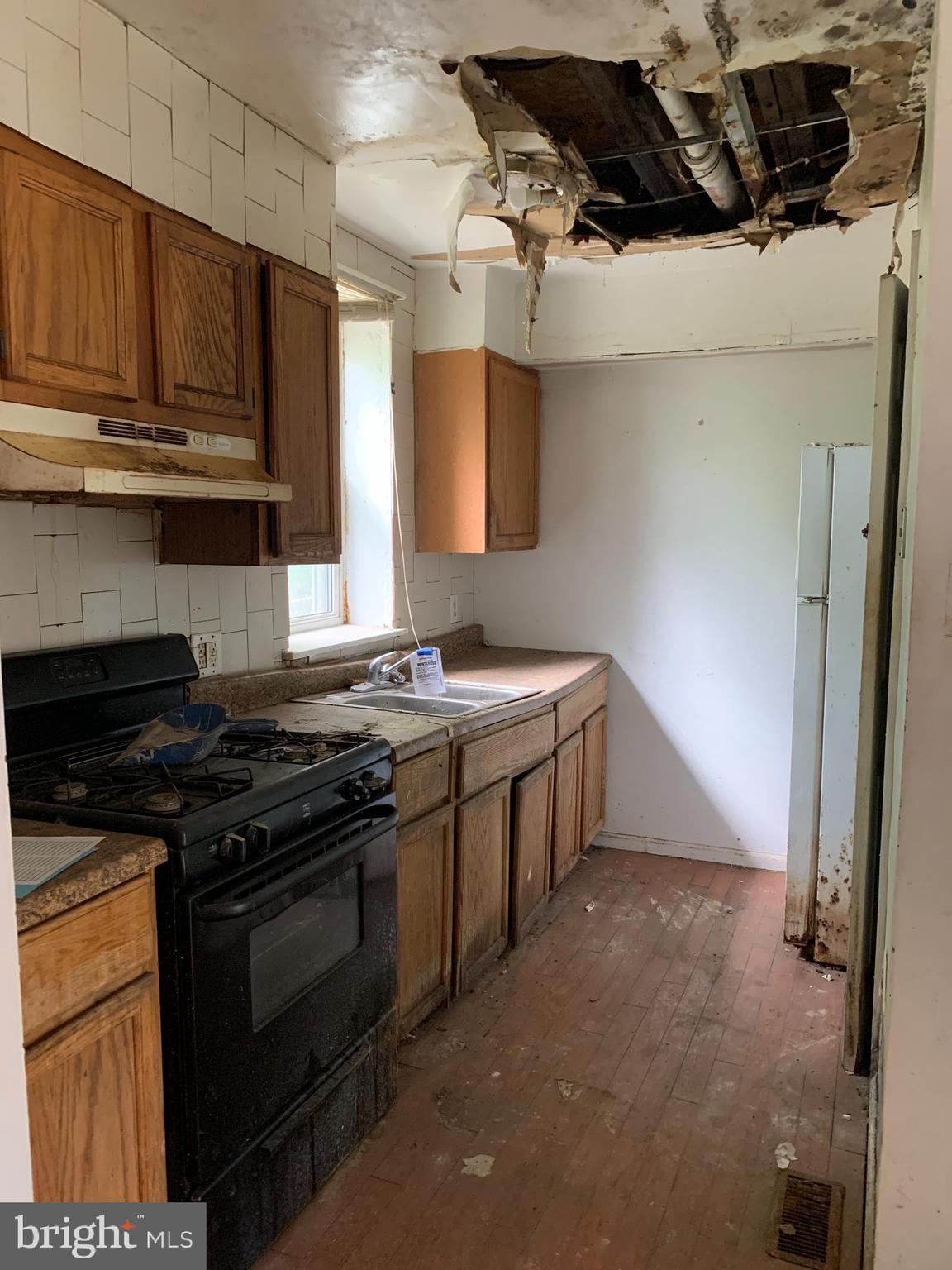 2737 Prospect Street Baltimore, MD 21216 - Photo 5 of 13