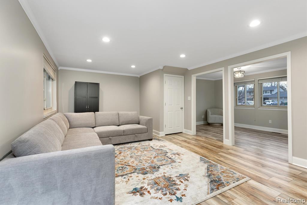 6500 Raintree Court Canton, MI 48187 - Photo 16 of 31 Gallery Image 16