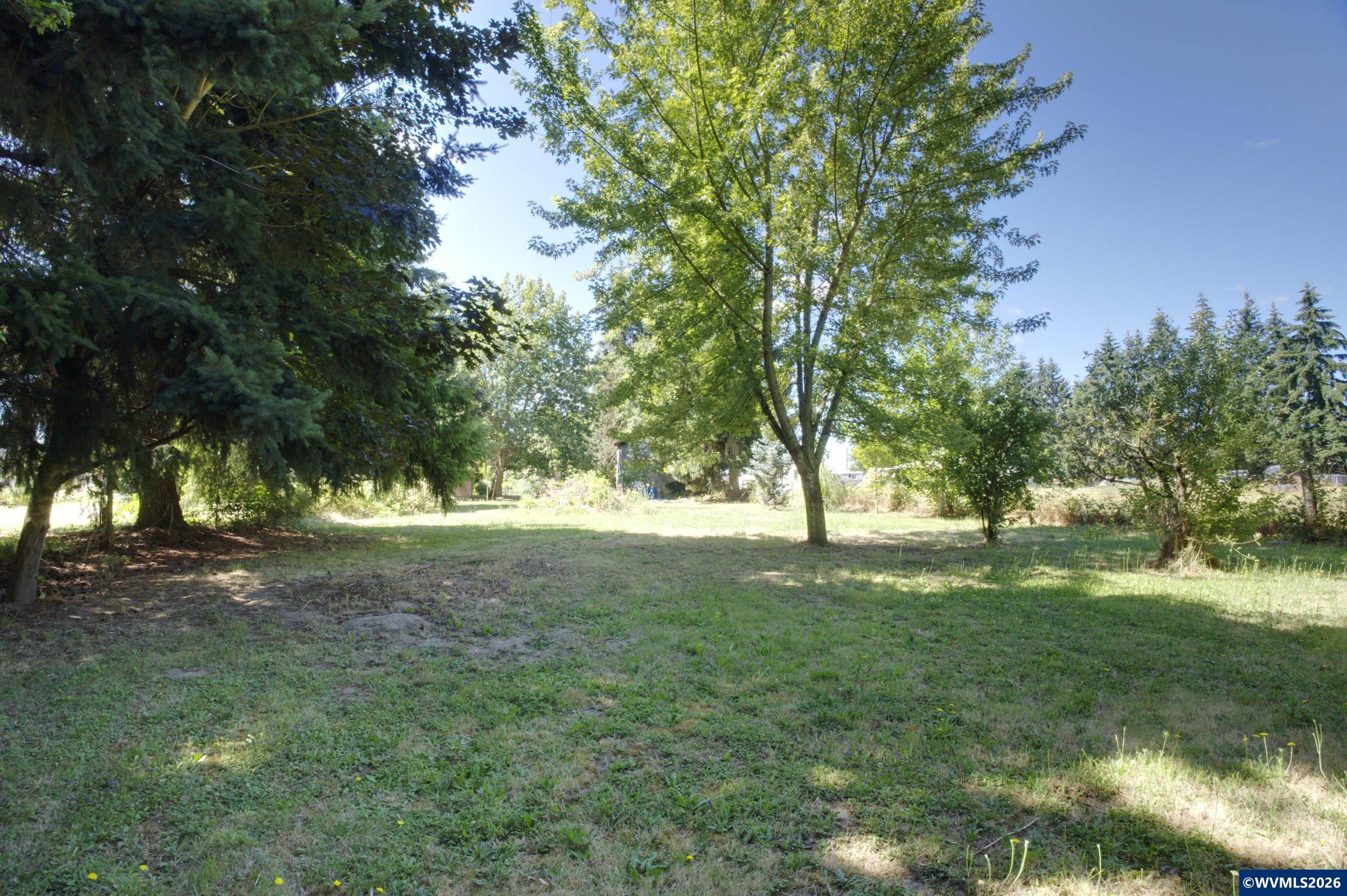 4545 Hazelgreen Road Northeast Salem, OR 97305 - Photo 27 of 33