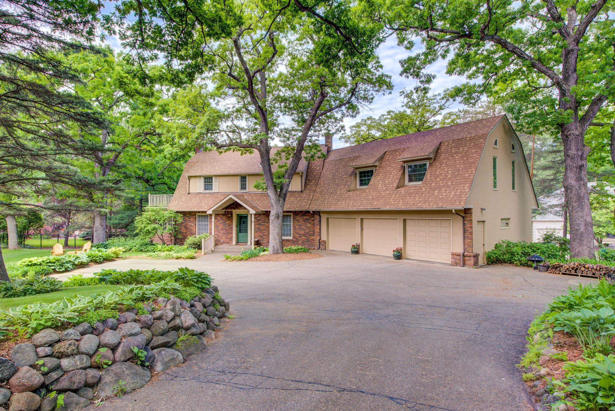 3916 Merriam Road Minnetonka, MN 55305 - Photo 2 of 39 Gallery Image 2