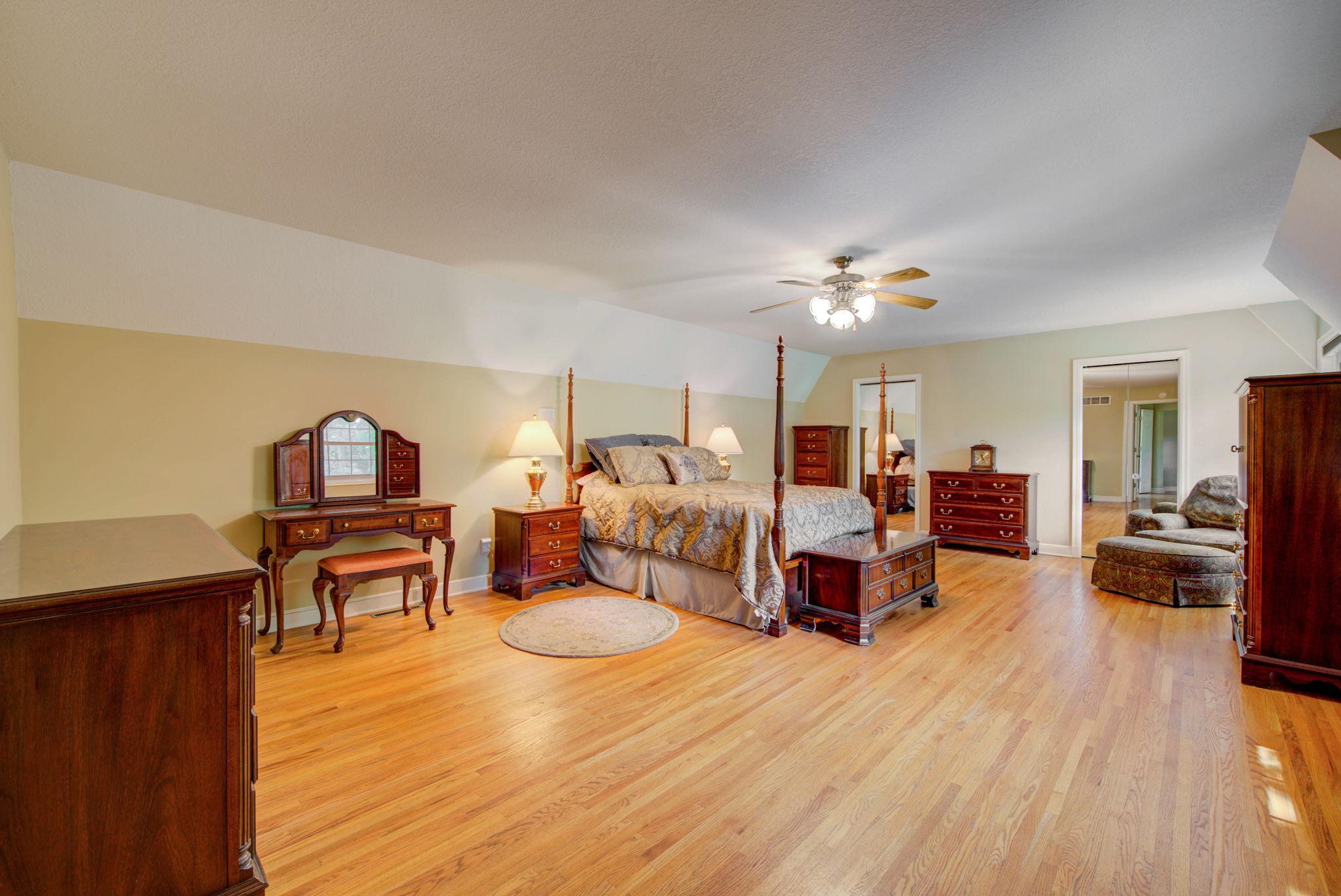 3916 Merriam Road Minnetonka, MN 55305 - Photo 19 of 39 Gallery Image 19