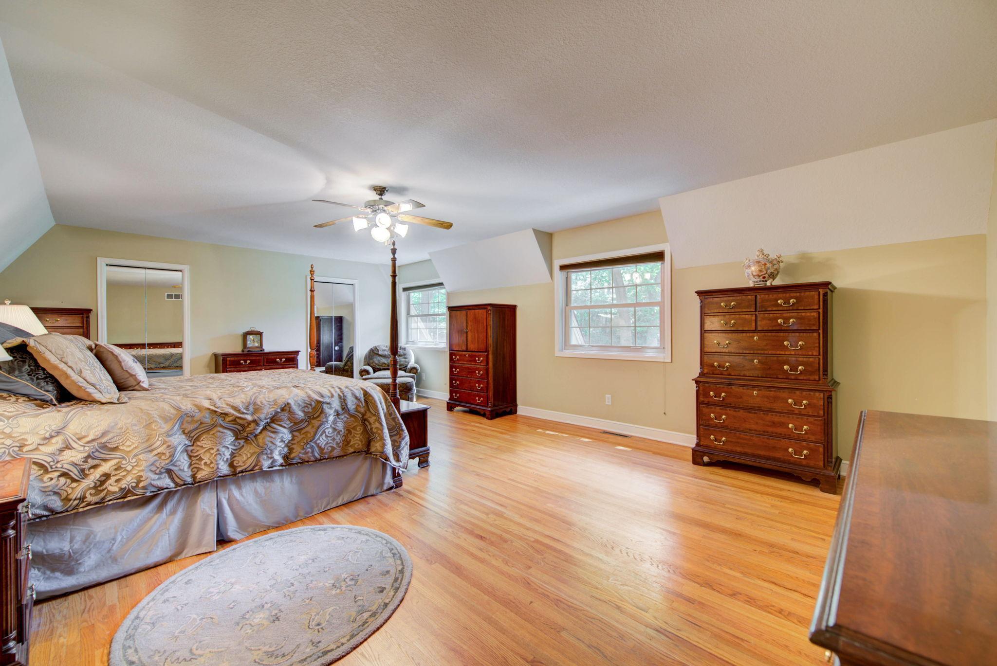 3916 Merriam Road Minnetonka, MN 55305 - Photo 20 of 39 Gallery Image 20