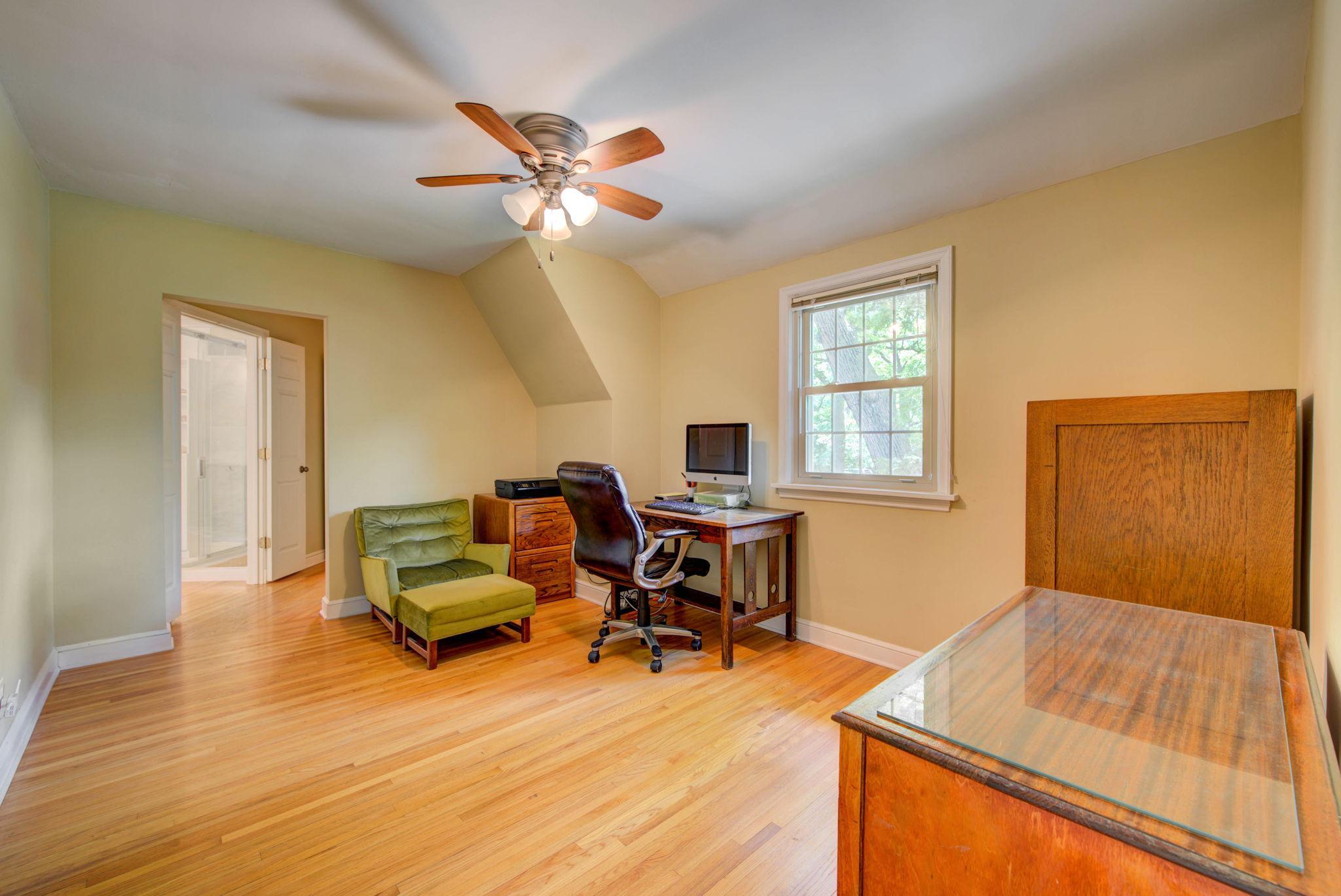 3916 Merriam Road Minnetonka, MN 55305 - Photo 24 of 39 Gallery Image 24