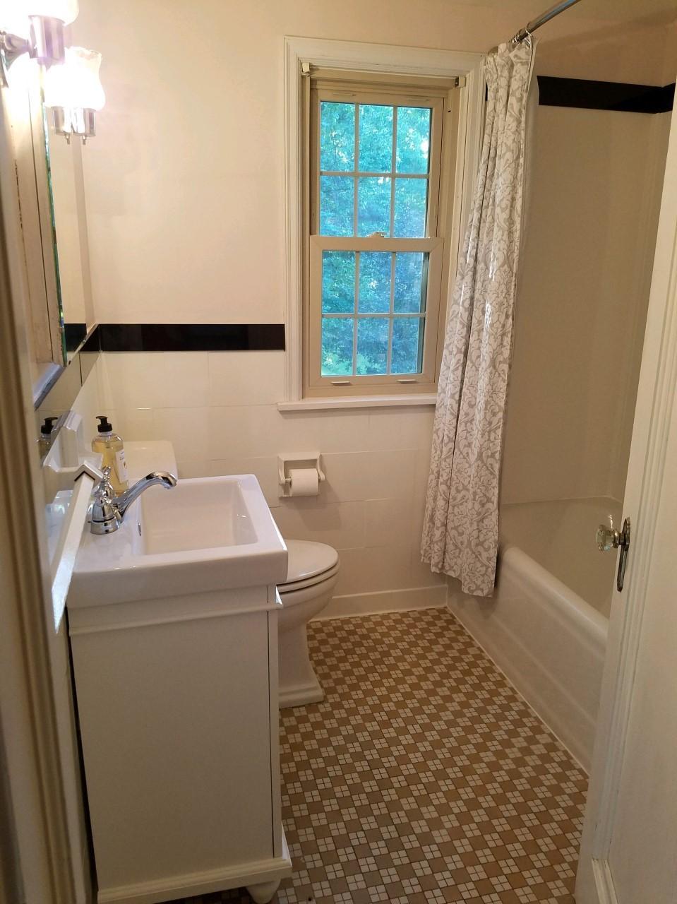 3916 Merriam Road Minnetonka, MN 55305 - Photo 25 of 39 Gallery Image 25