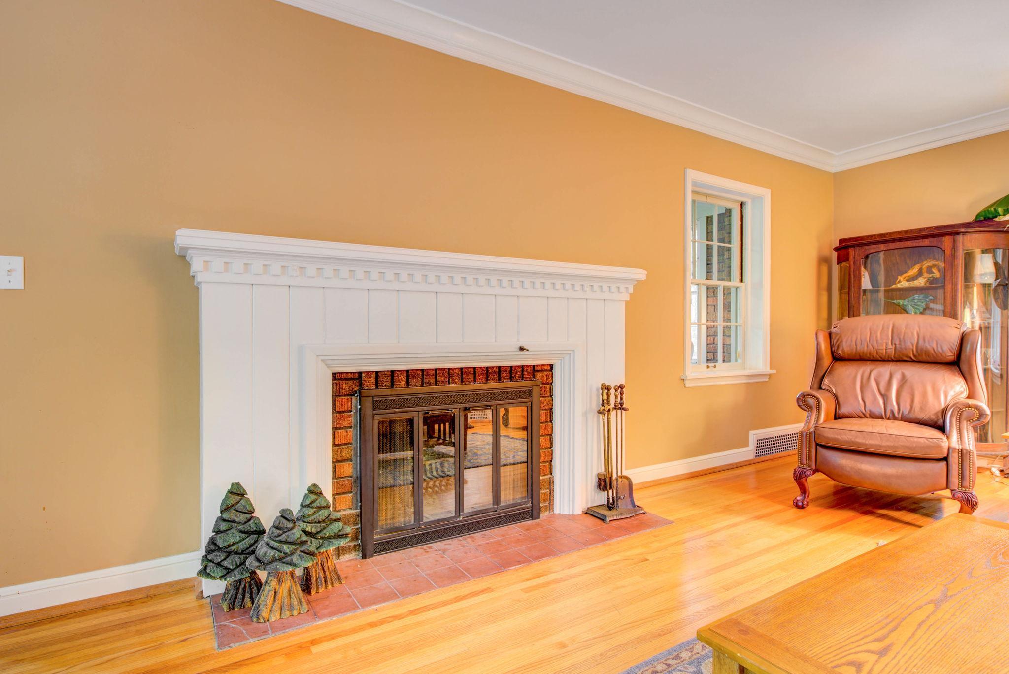 3916 Merriam Road Minnetonka, MN 55305 - Photo 7 of 39 Gallery Image 7