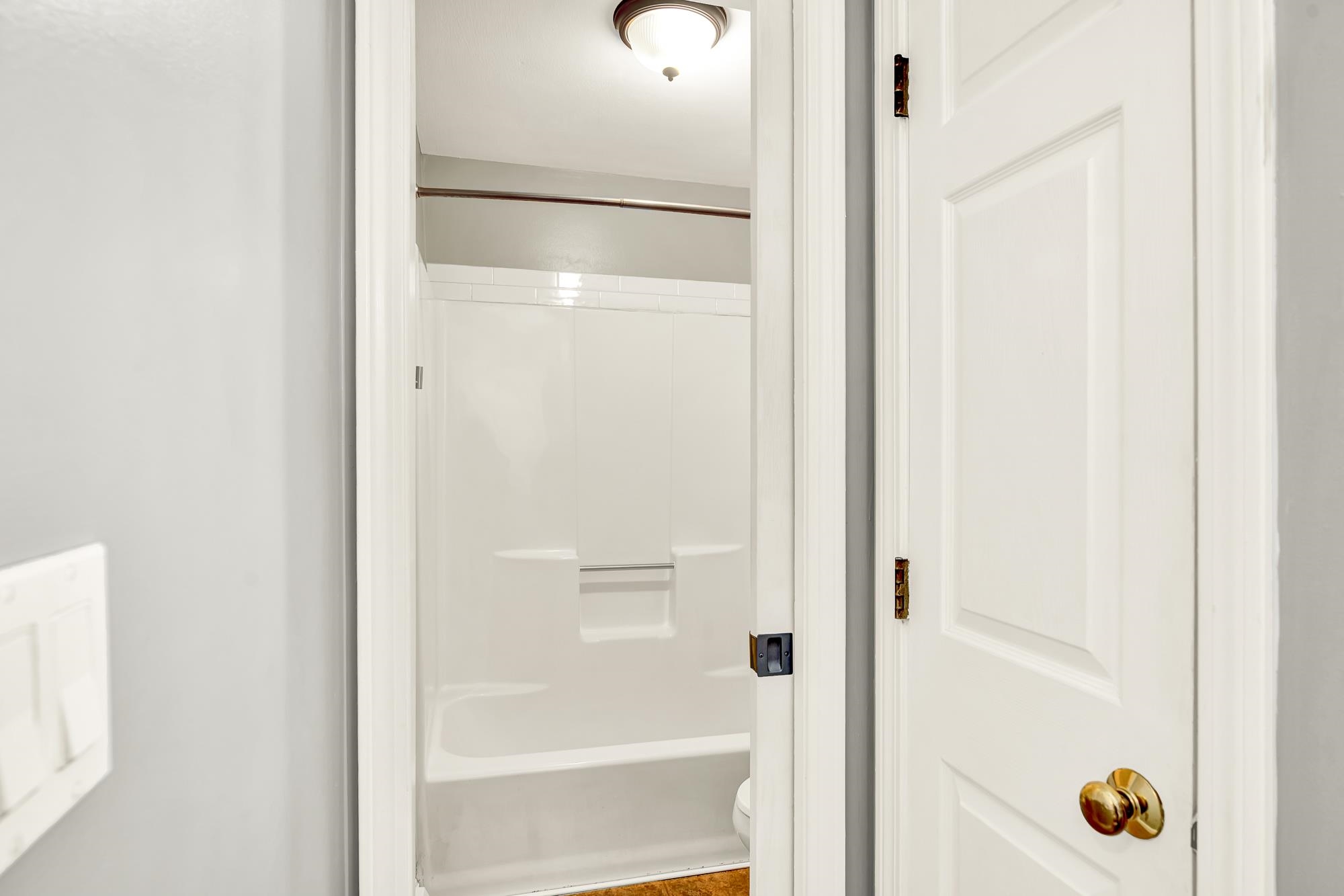 30 Old Dover Road, Unit 201 Rochester, NH 03867 - Photo 5 of 19