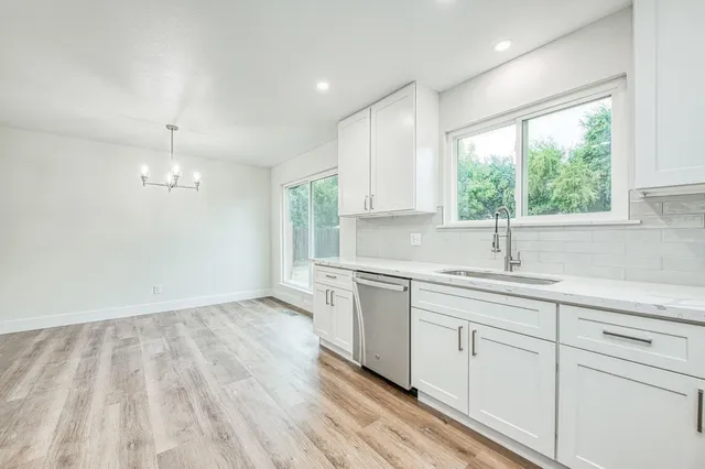 $539,900 | 2058 West Vartikian Avenue, Fresno, CA 93711