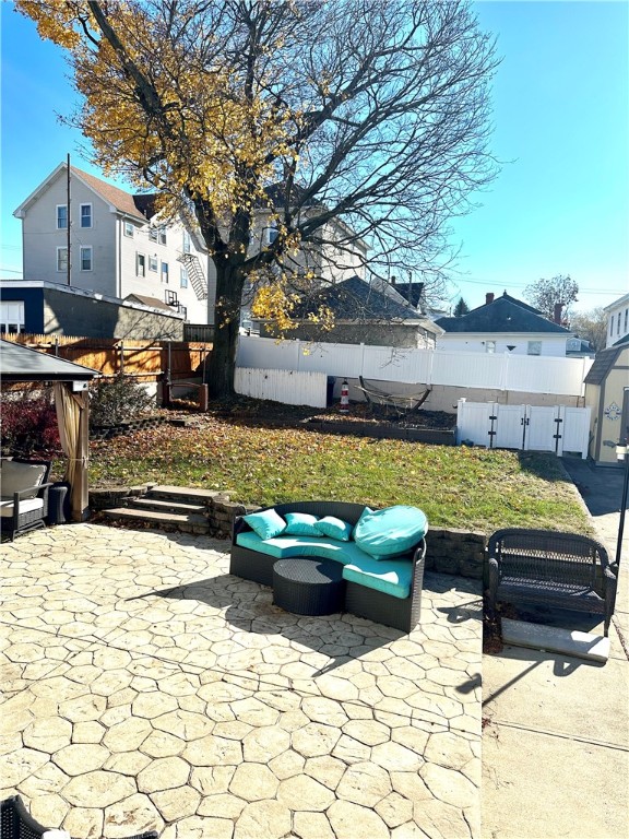 13 Chestnut Street Pawtucket, RI 02860 - Photo 25 of 25 Gallery Image 25