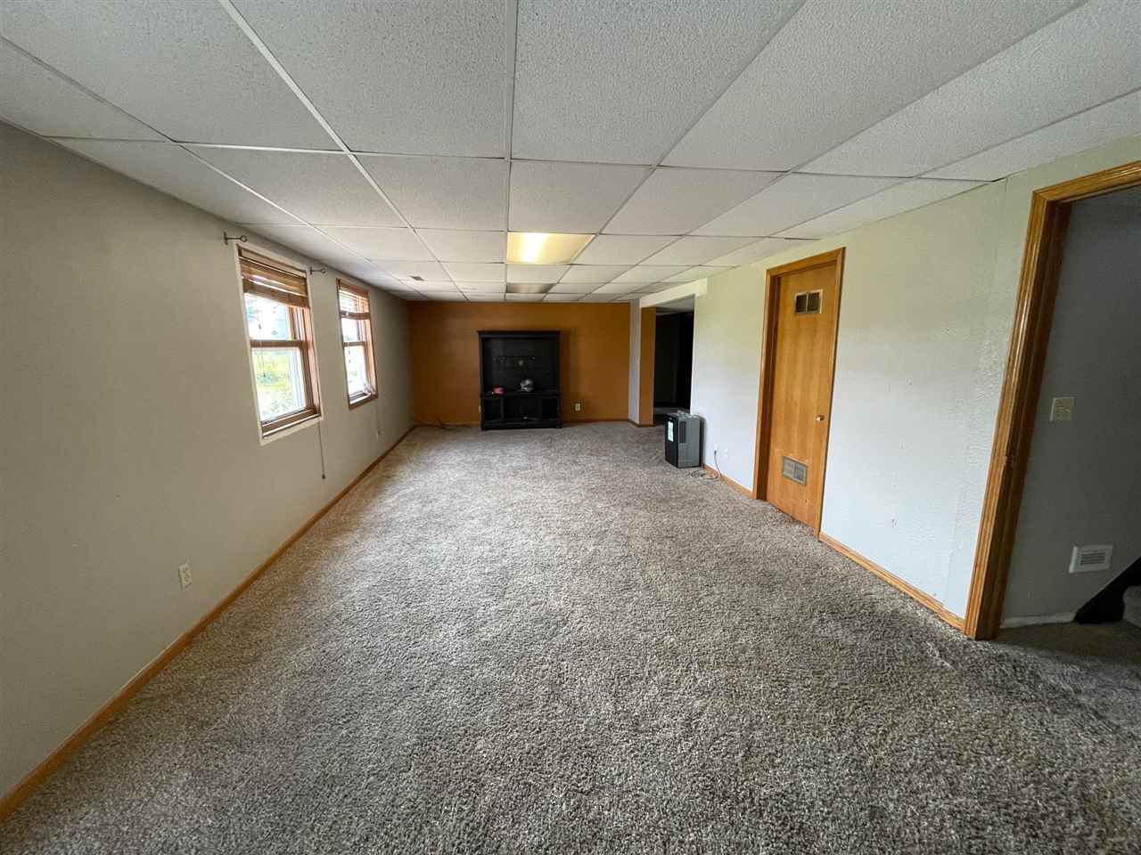 3221 Edgewood Road Southwest Cedar Rapids, IA 52404 - Photo 19 of 31 Gallery Image 19
