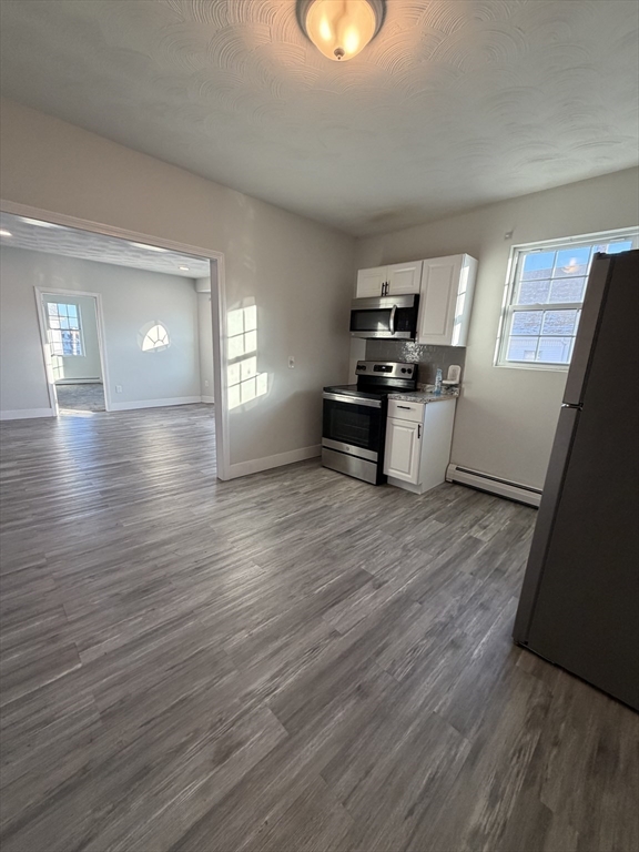 539-541 North Front Street, Unit 3R New Bedford, MA 02745 - Photo 2 of 6