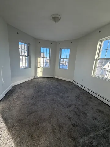 $1,650 | 539-541 North Front Street, Unit 3R, New Bedford, MA 02745