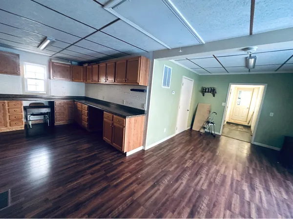 $262,000 | 2561 Lake Shore Drive, Niles, MI 49120