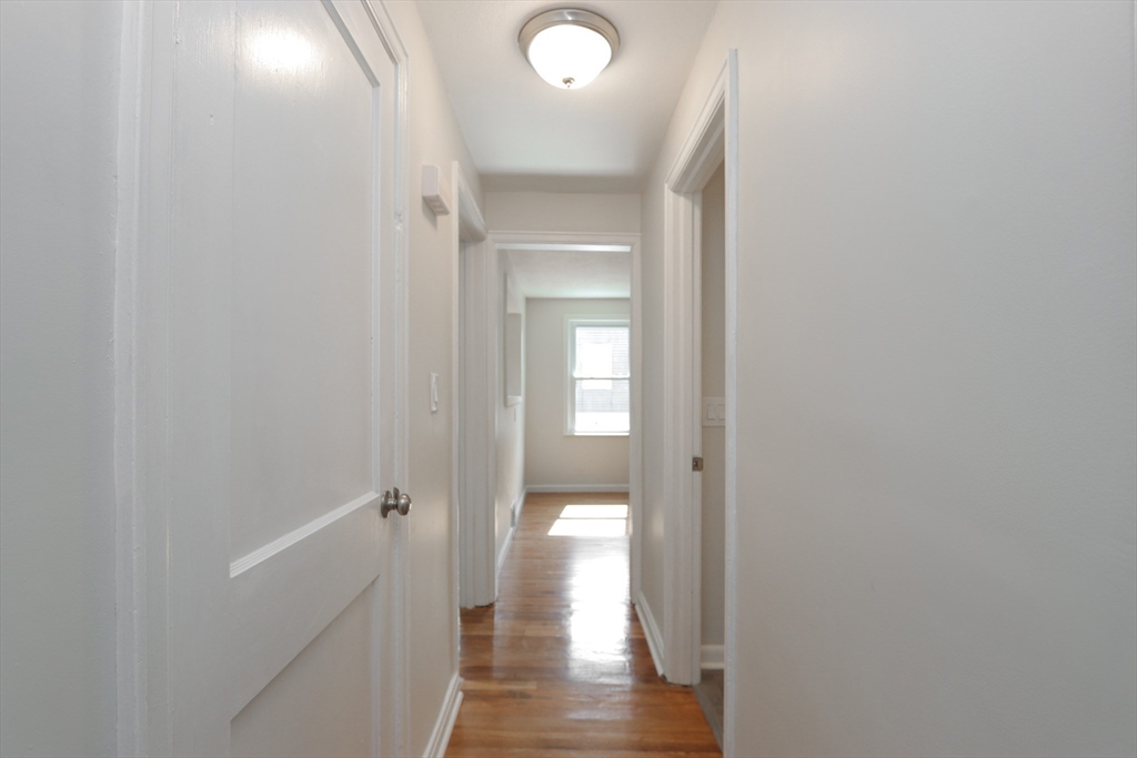 32 Lotus Street West Springfield, MA 01089 - Photo 13 of 42