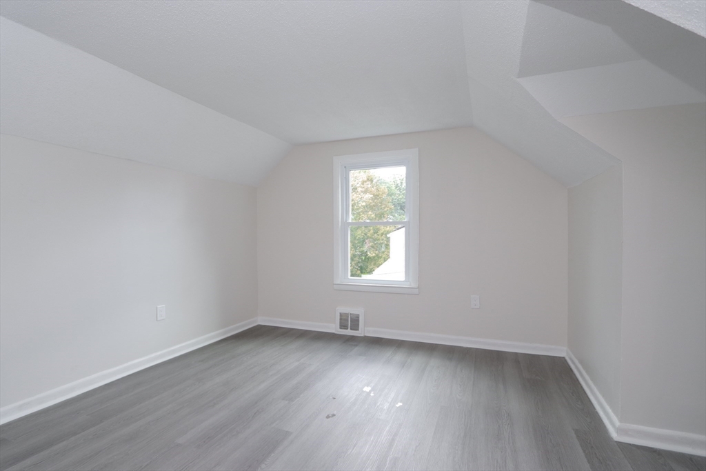 32 Lotus Street West Springfield, MA 01089 - Photo 30 of 42