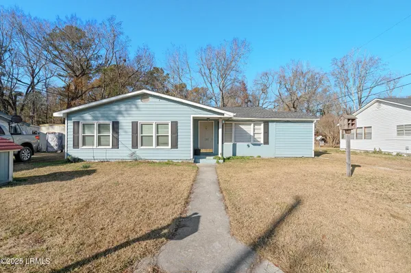 $150,000 | 130 Chanel Drive, Varnville, SC 29944
