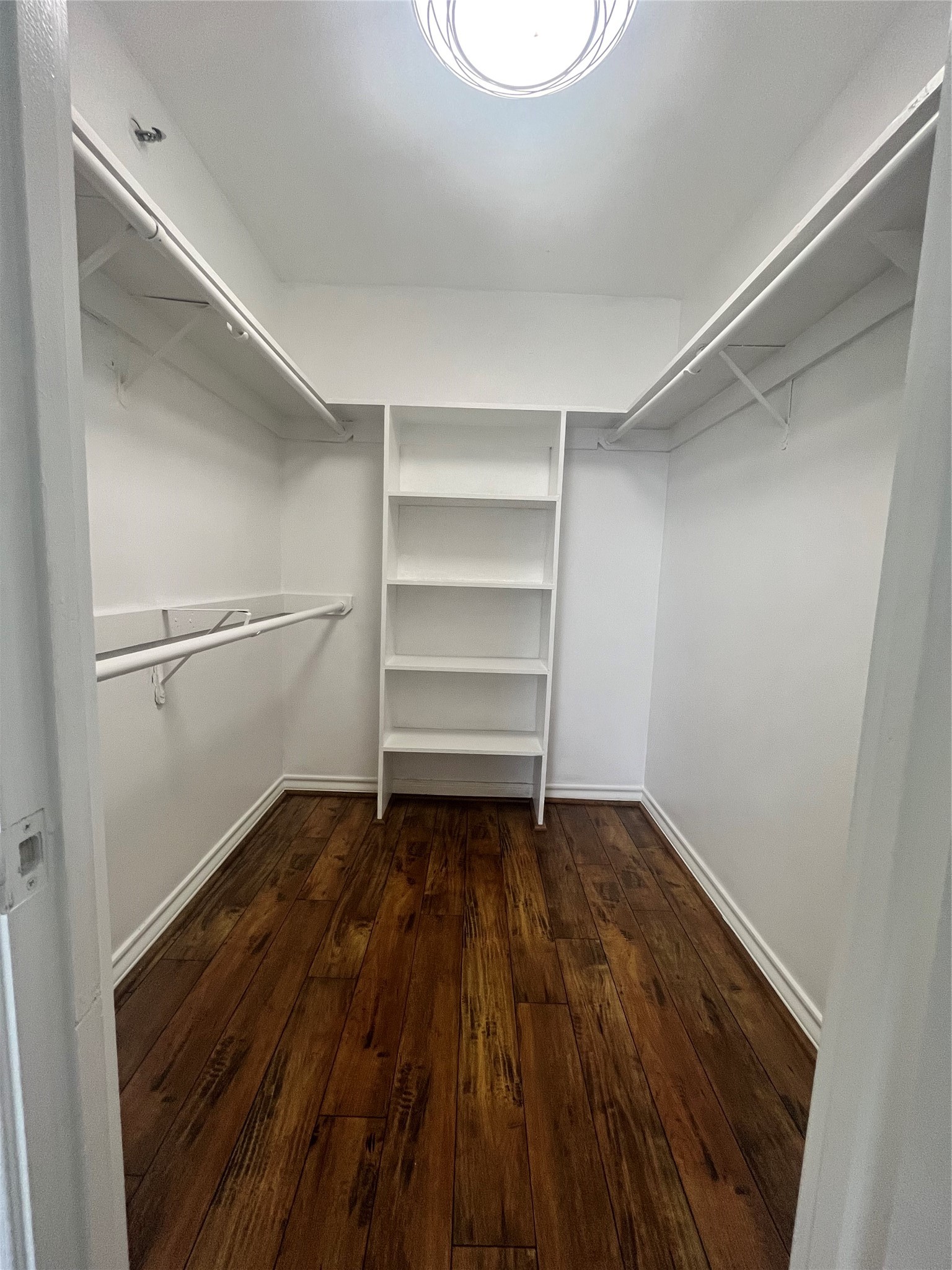 3525 Sage Road, Unit 201 Houston, TX 77056 - Photo 18 of 19 Lots of closet space