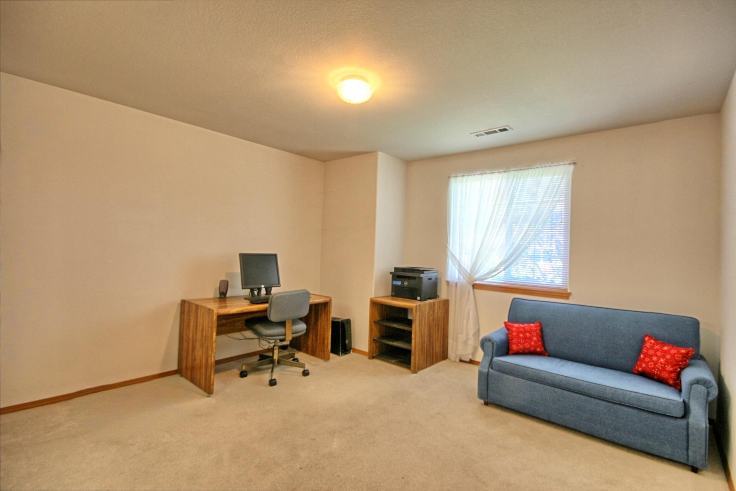 841 Brandon Street Central Point, OR 97502 - Photo 22 of 41 2nd bed