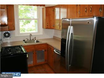 158 Academy Lane Upper Darby, PA 19082 - Photo 2 of 12 Kitchen