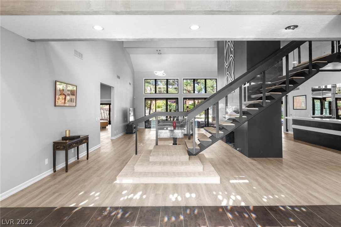 60 Quail Run Road Henderson, NV 89014 - Photo 4 of 28 Gallery Image 4