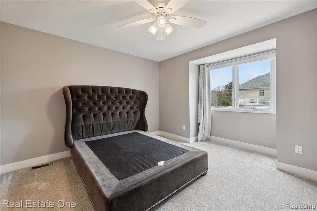 50066 Oak View Court Plymouth, MI 48170 - Photo 37 of 65 Gallery Image 37