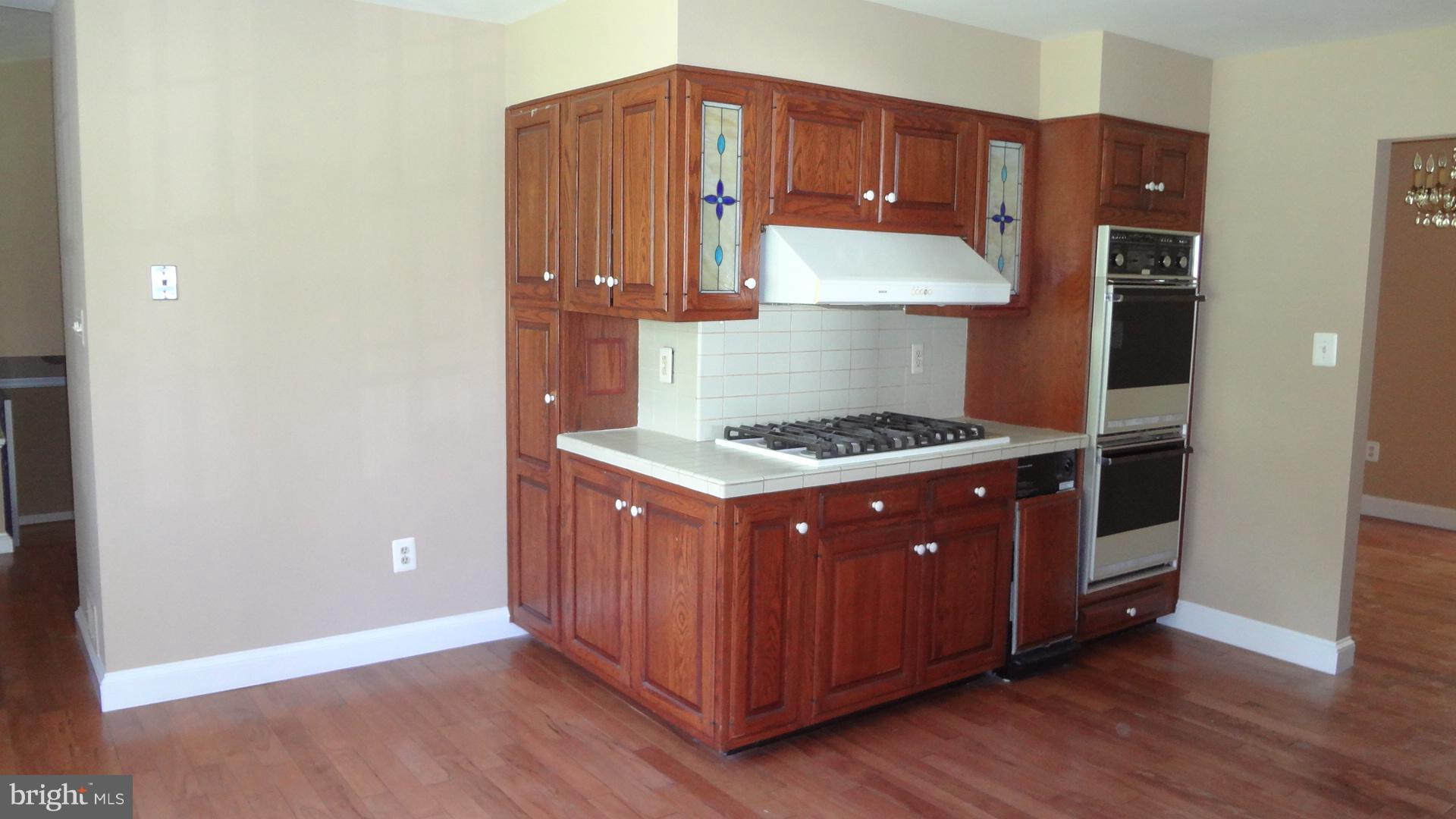 516 Beaumont Road Silver Spring, MD 20904 - Photo 3 of 21 Kitchen View 2