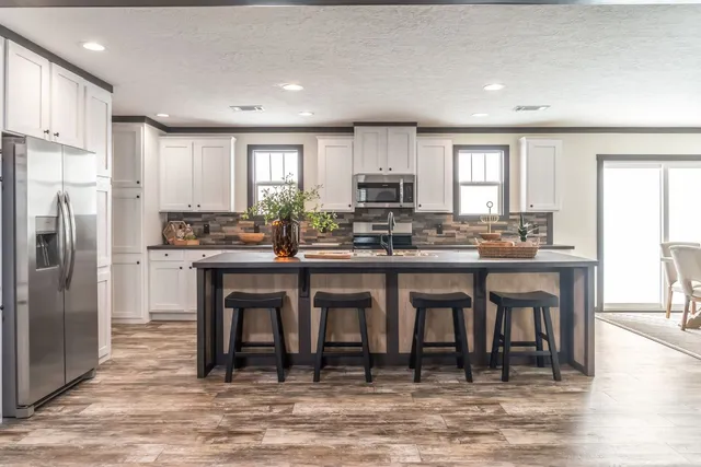 $295,000 | 939 Hwy 64 West Lawrenceburg Tn 38464, Lawrenceburg, TN 38464