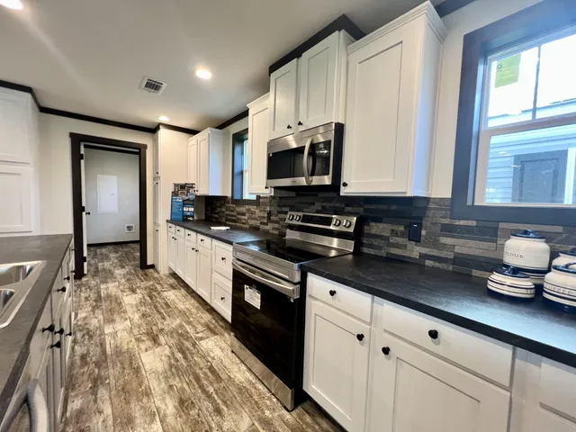 $295,000 | 939 Hwy 64 West Lawrenceburg Tn 38464, Lawrenceburg, TN 38464