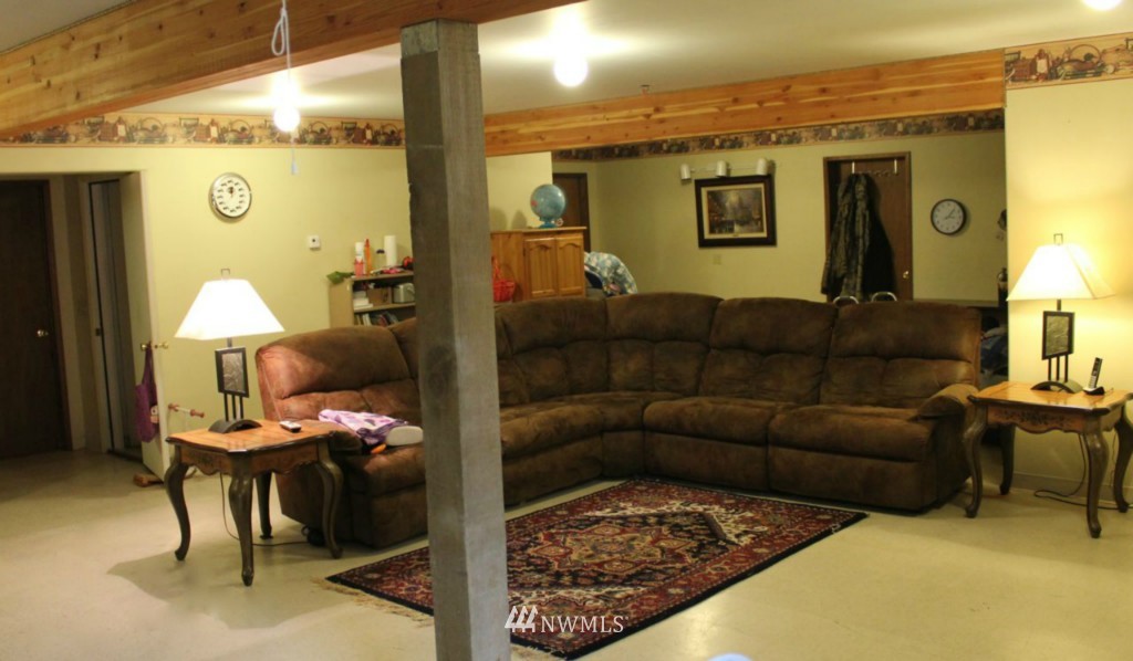 603 Aeneas Valley Road Tonasket, WA 98855 - Photo 14 of 16